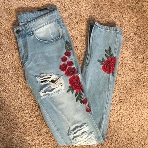 NWT Distressed Embroidered Jeans